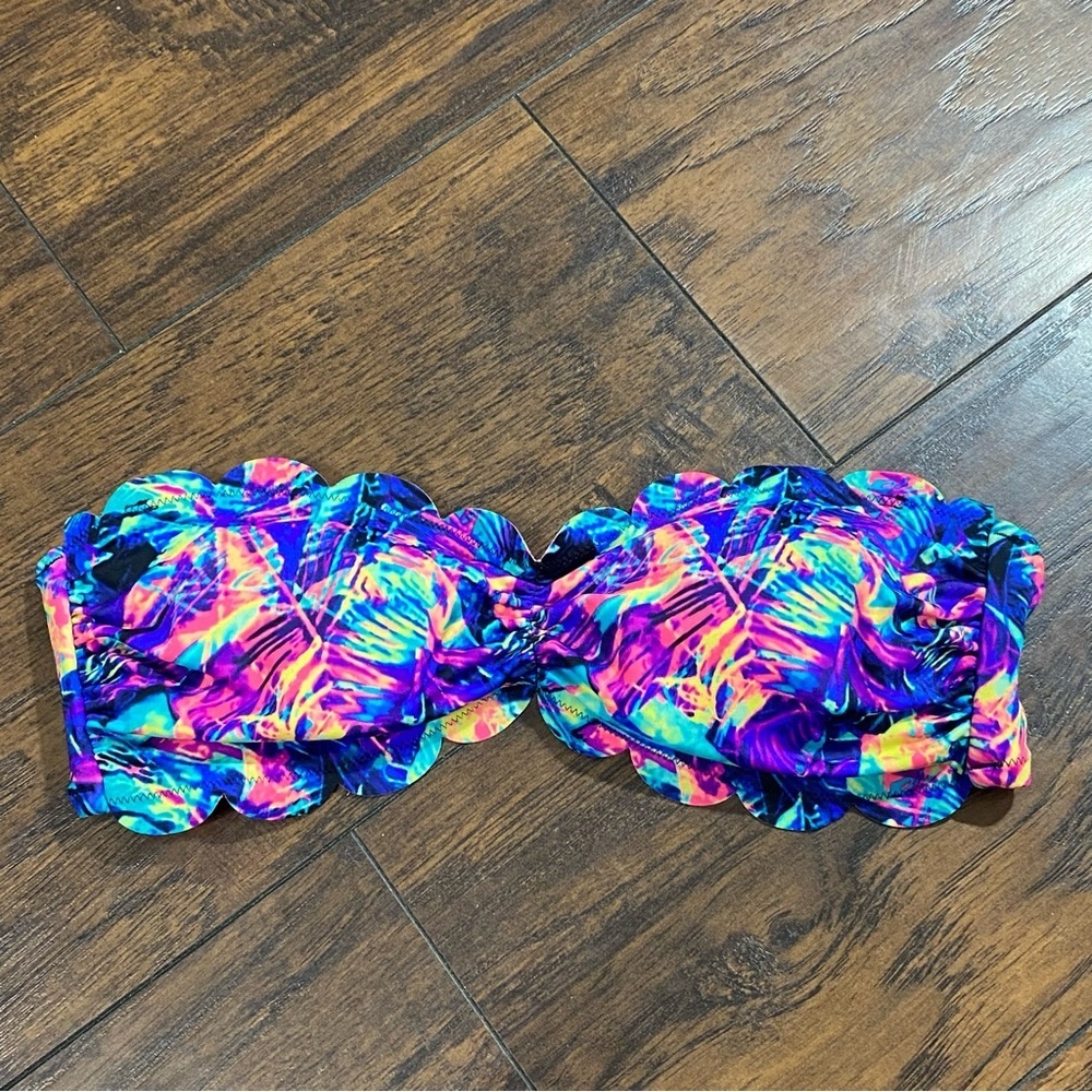 VS PINK Scalloped Bandeau Bikini Top Size Small S